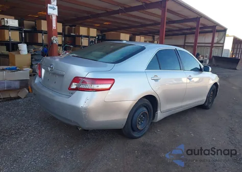 2010 Toyota Camry Le из США, поврежденный, VIN 4T1BF3EK2AU007007